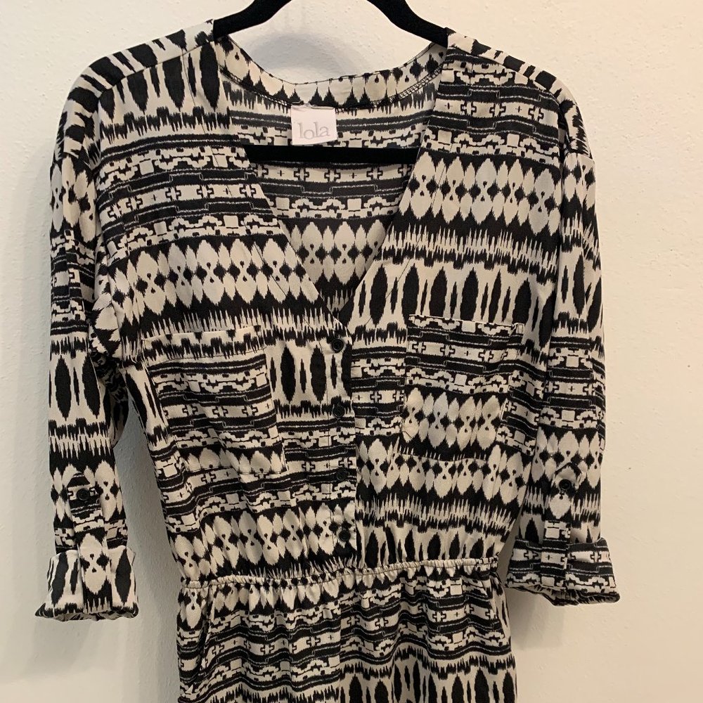 Black and white print dress
